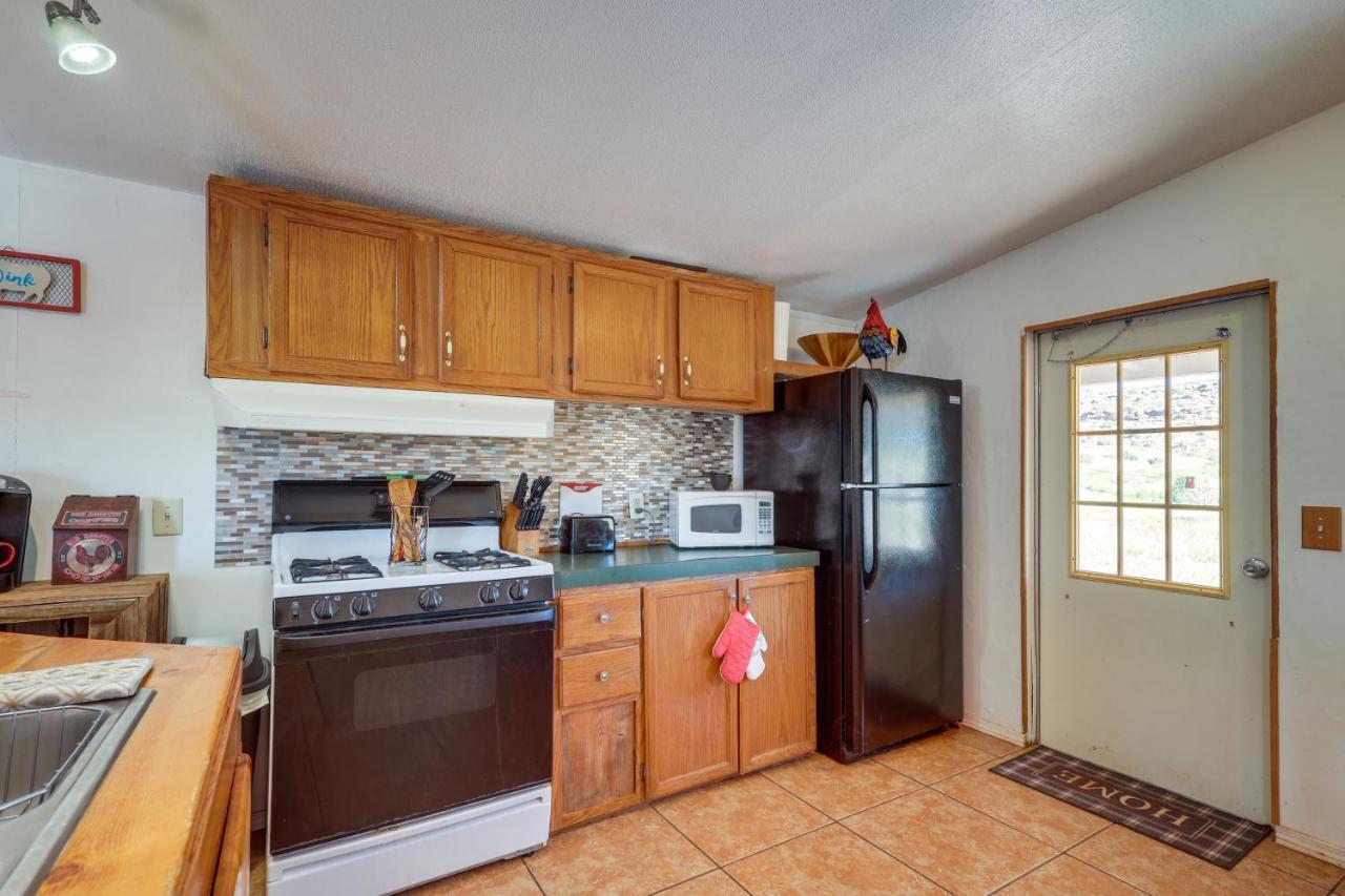 Charming Santa Rosa Home With Mountain Views And Porch ภายนอก รูปภาพ